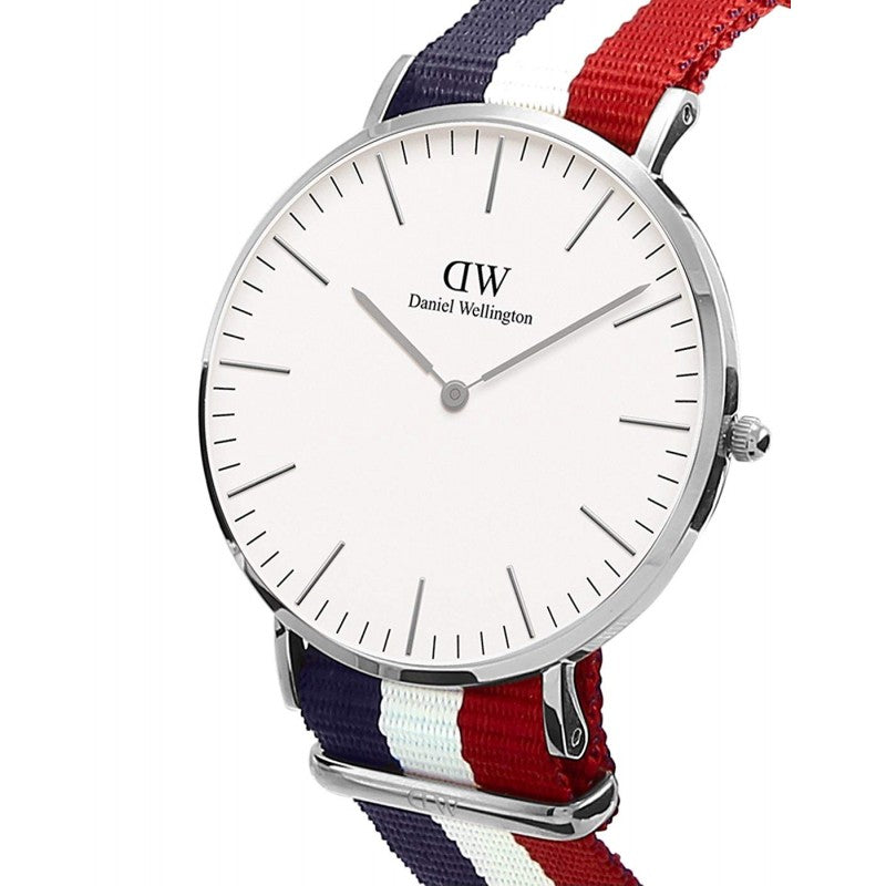 Side view of Daniel Wellington Cambridge 40mm watch showing strap and case profile