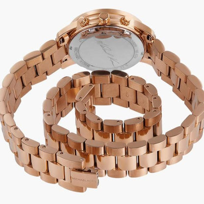 Michael Kors Runway MK7453 caseback with rose gold bracelet details